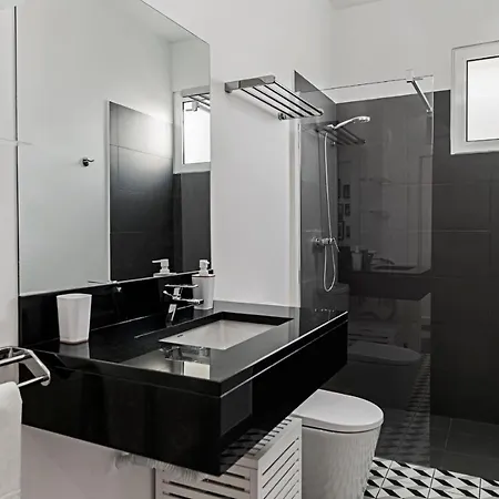 The Yellow House By Lovelystay * 푼샬