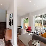 The Yellow House By Lovelystay Funchal (Madeira)