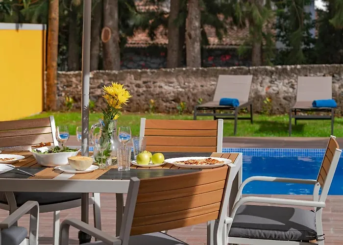 בית נופש The Yellow House By Lovelystay