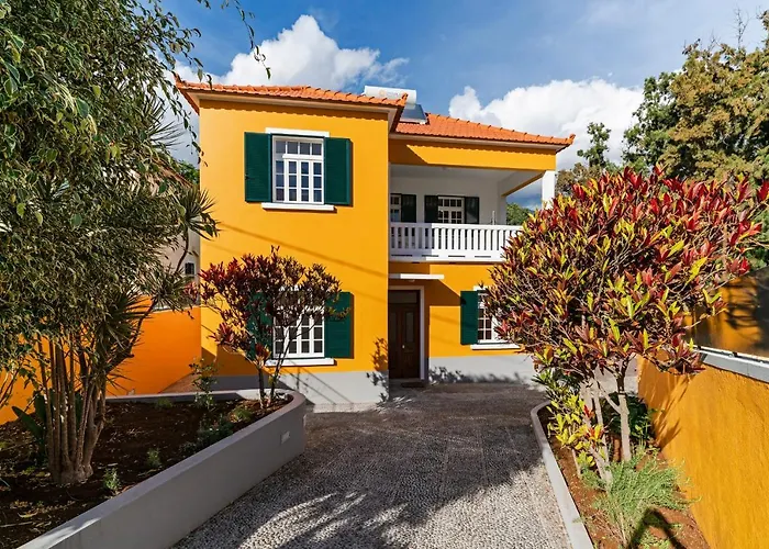 בית נופש The Yellow House By Lovelystay *