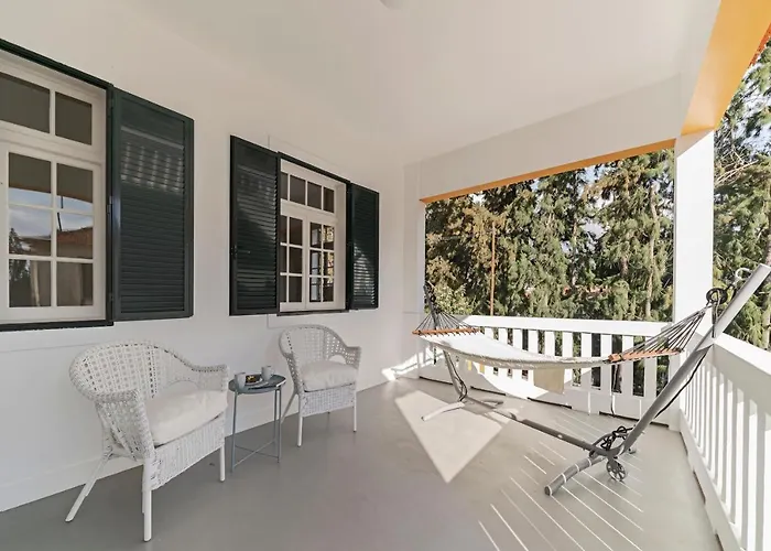 בית נופש The Yellow House By Lovelystay פונשל